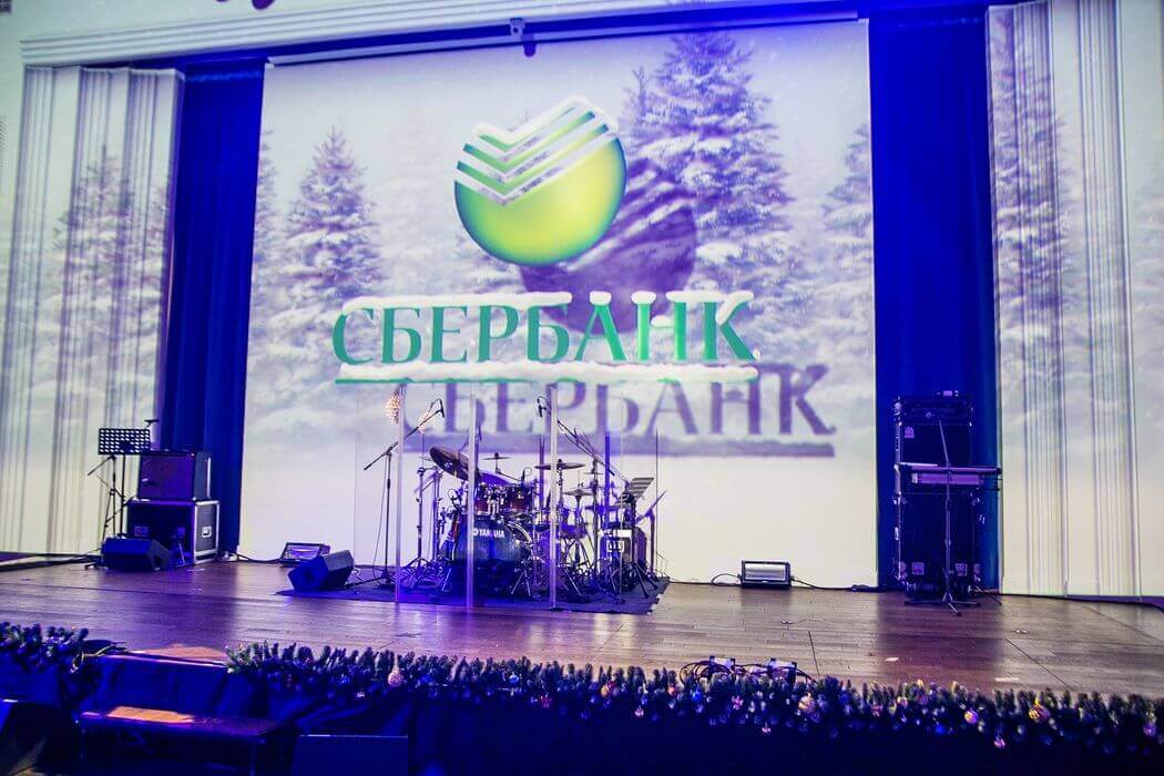 НОВЫЙ ГОД В КРУГУ СЕМЬИ