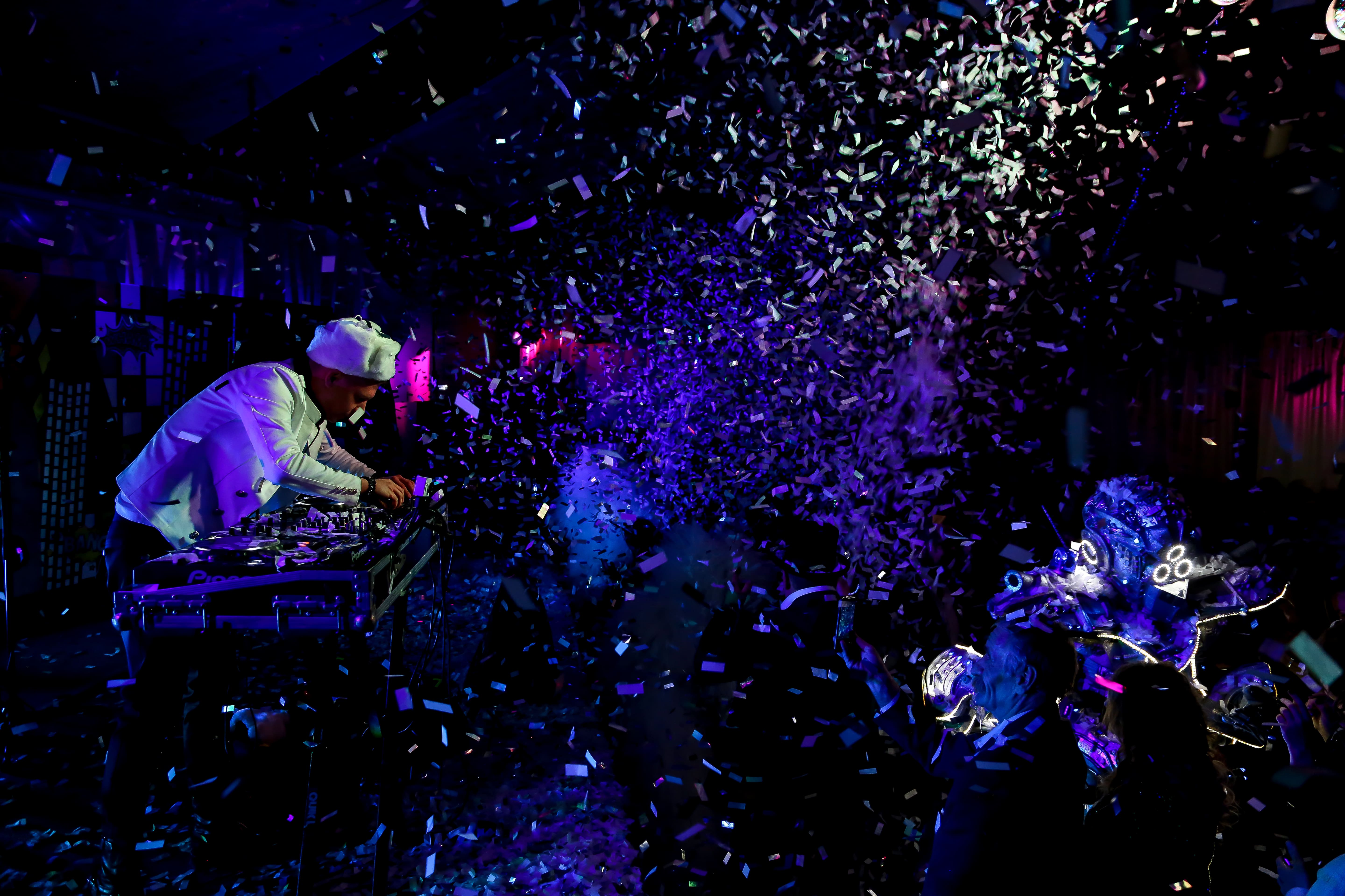 ВЕЧЕРИНКА СУПЕРГЕРОЕВ