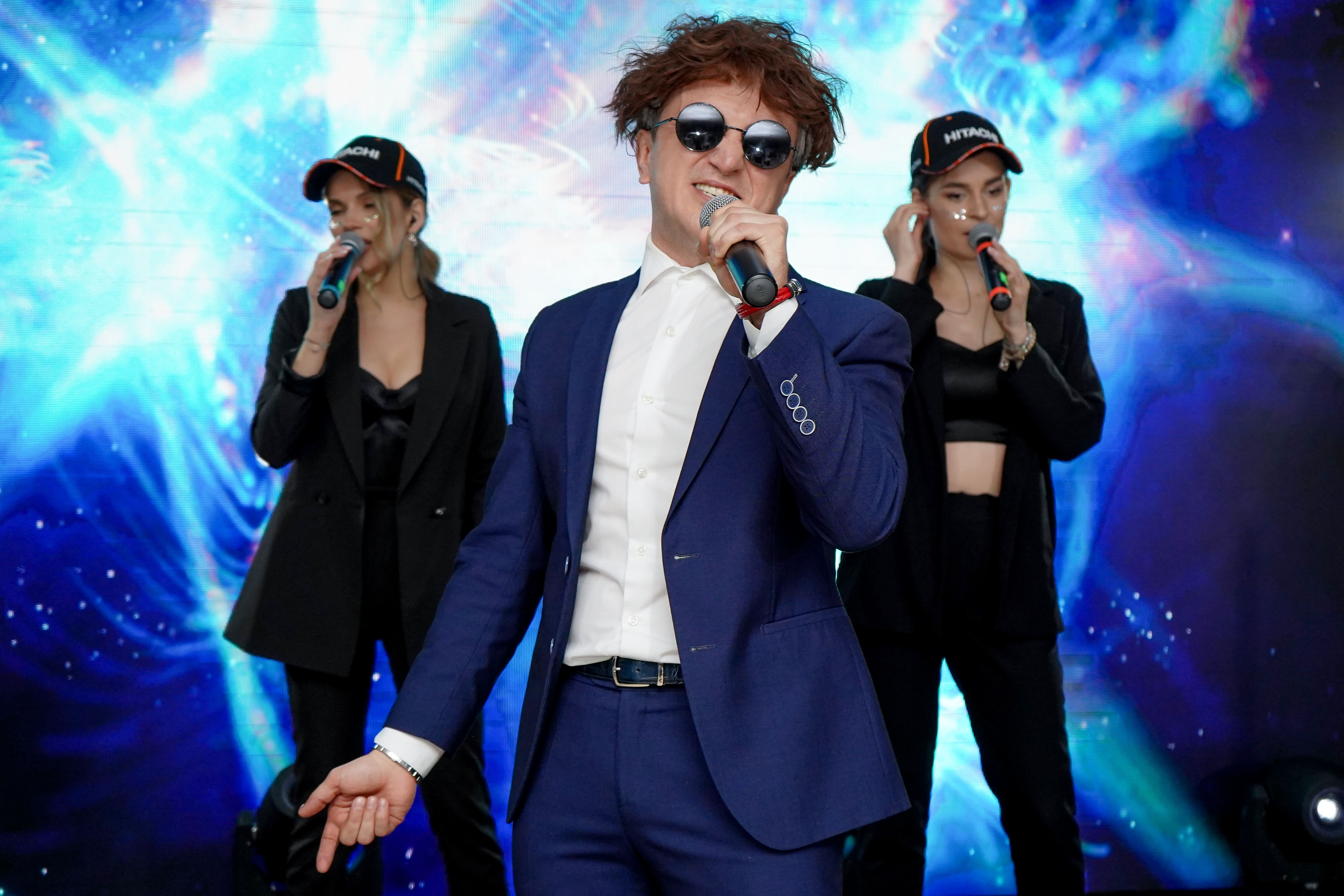 70 ЛЕТ КОМПАНИИ HITACHI