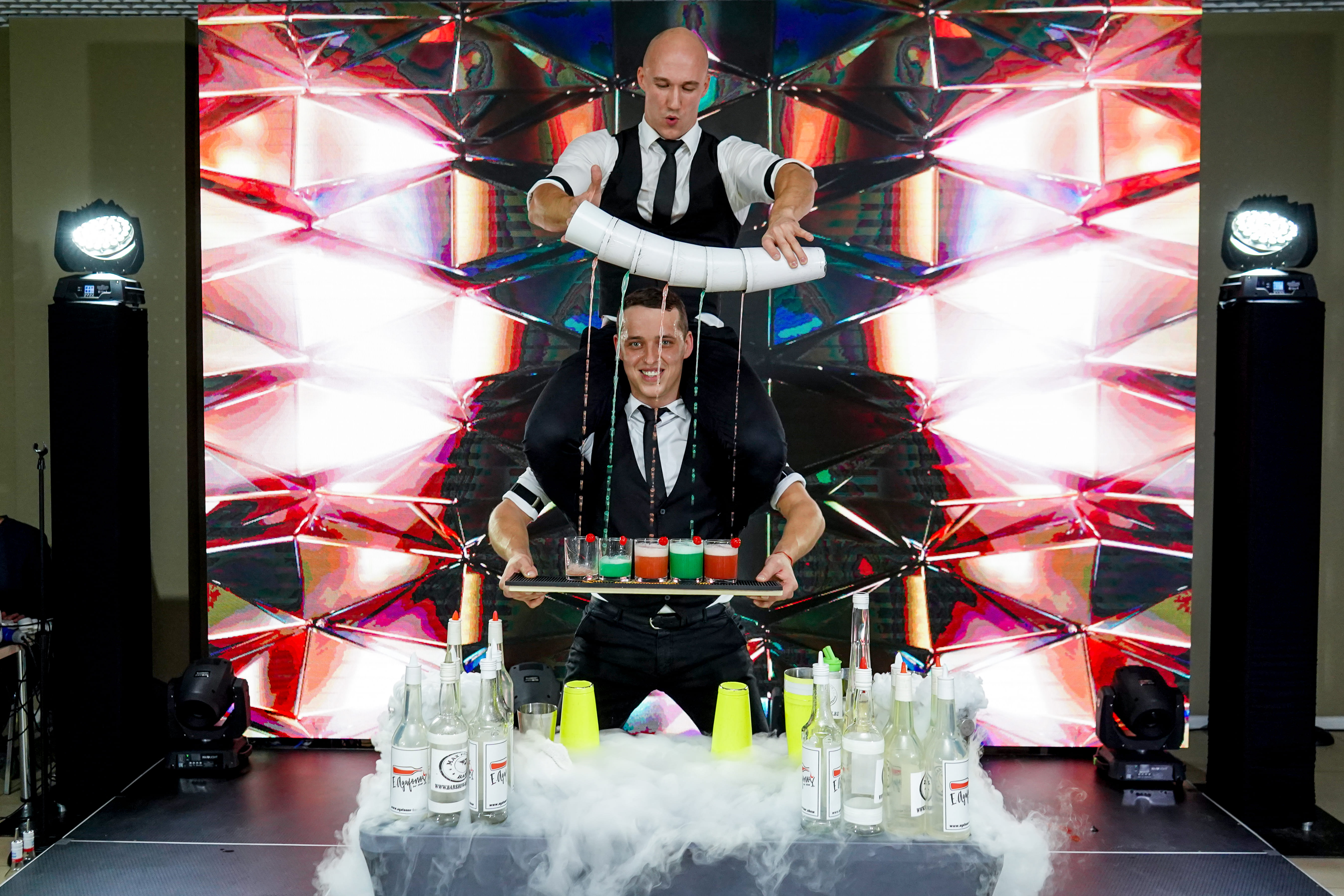 70 ЛЕТ КОМПАНИИ HITACHI