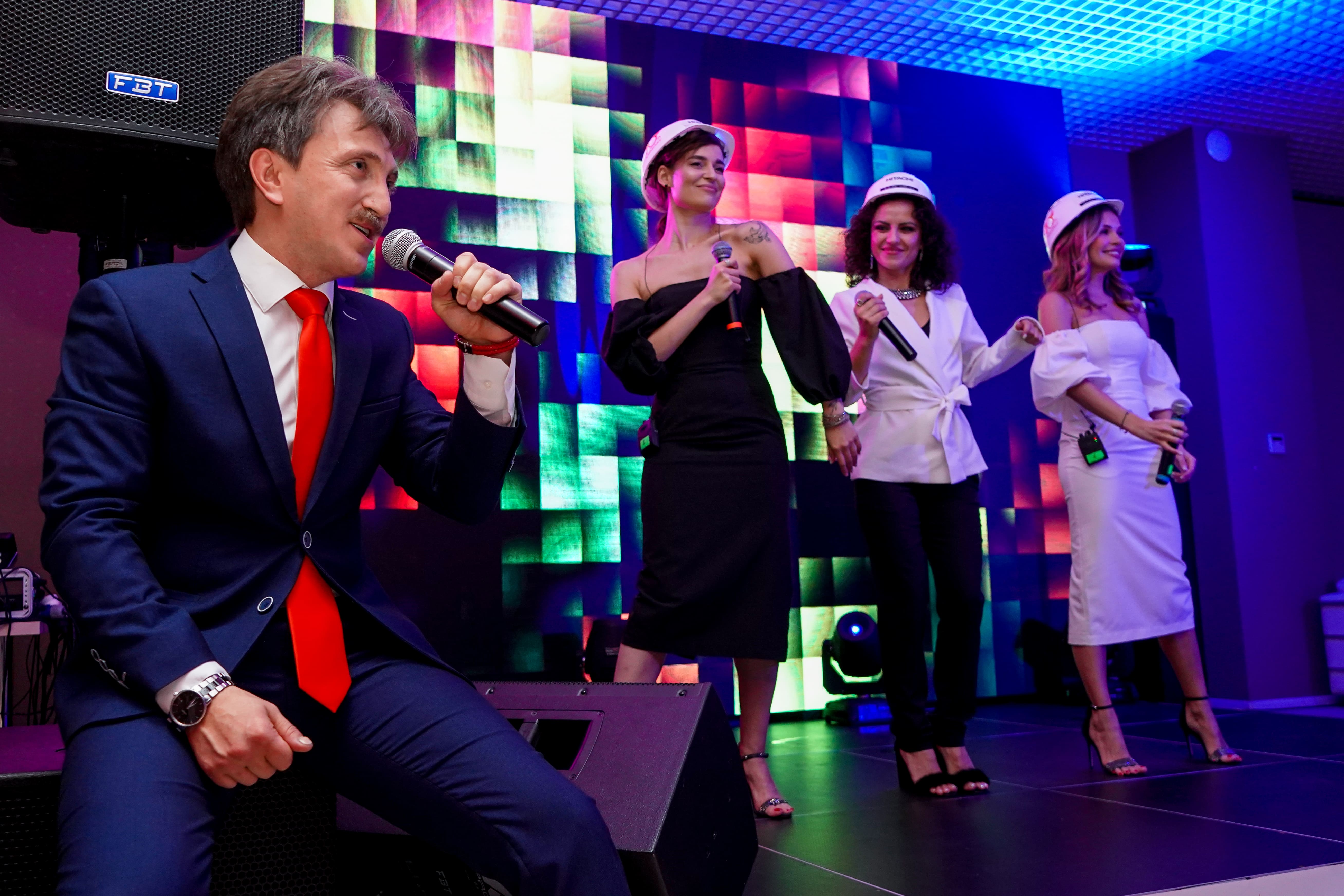 70 ЛЕТ КОМПАНИИ HITACHI