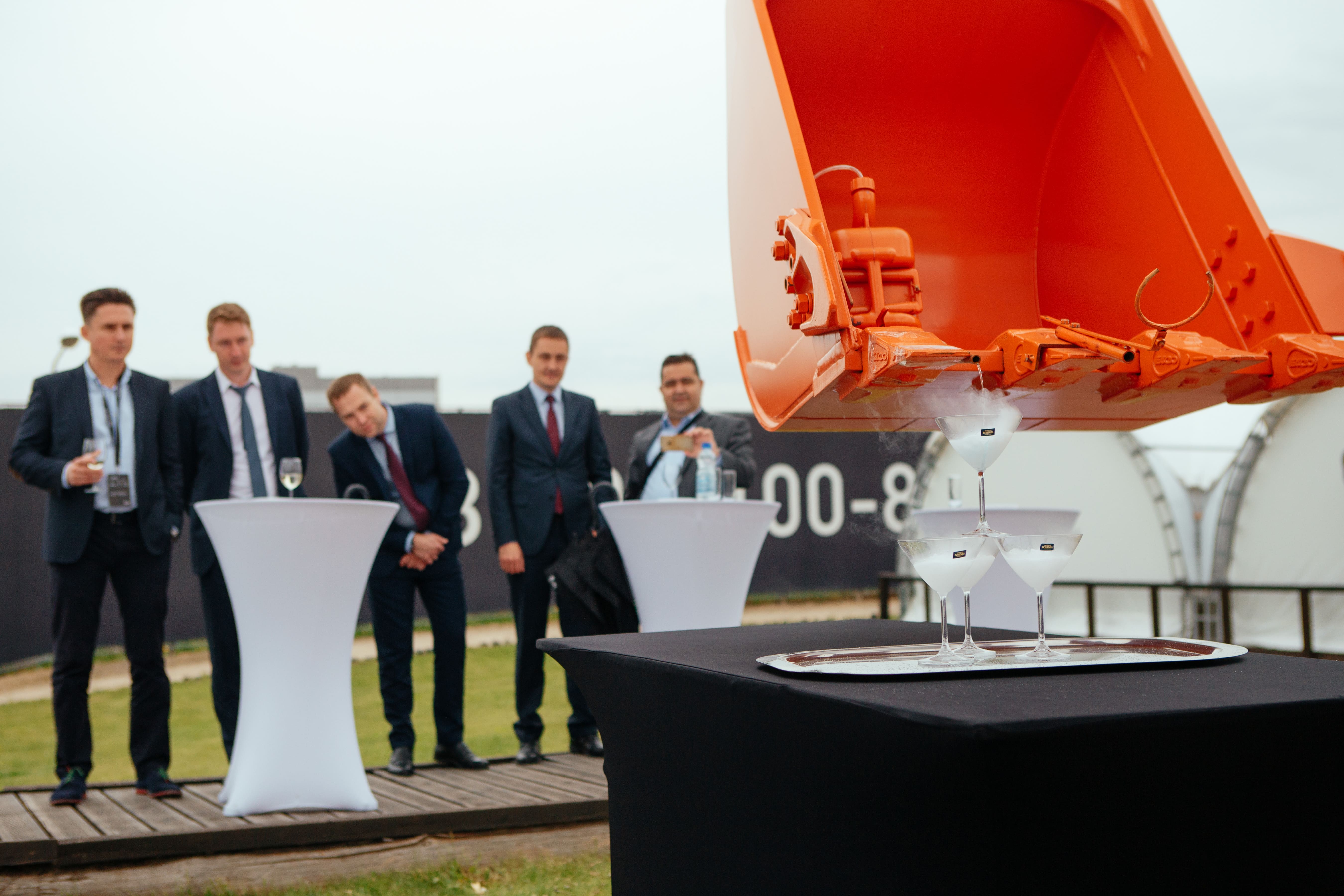 Выставка HITACHI