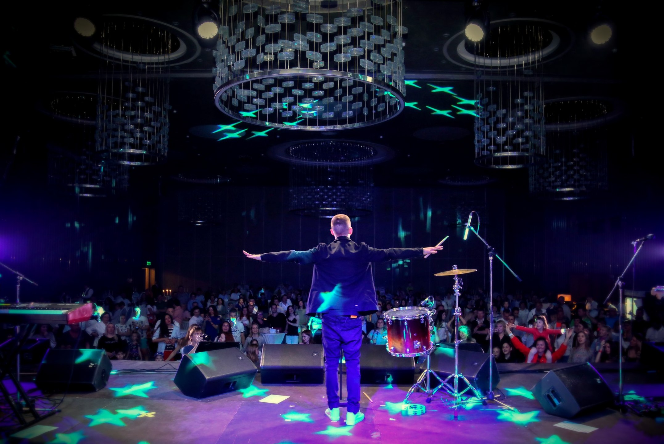 КРЫМСКИЕ КАНИКУЛЫ 