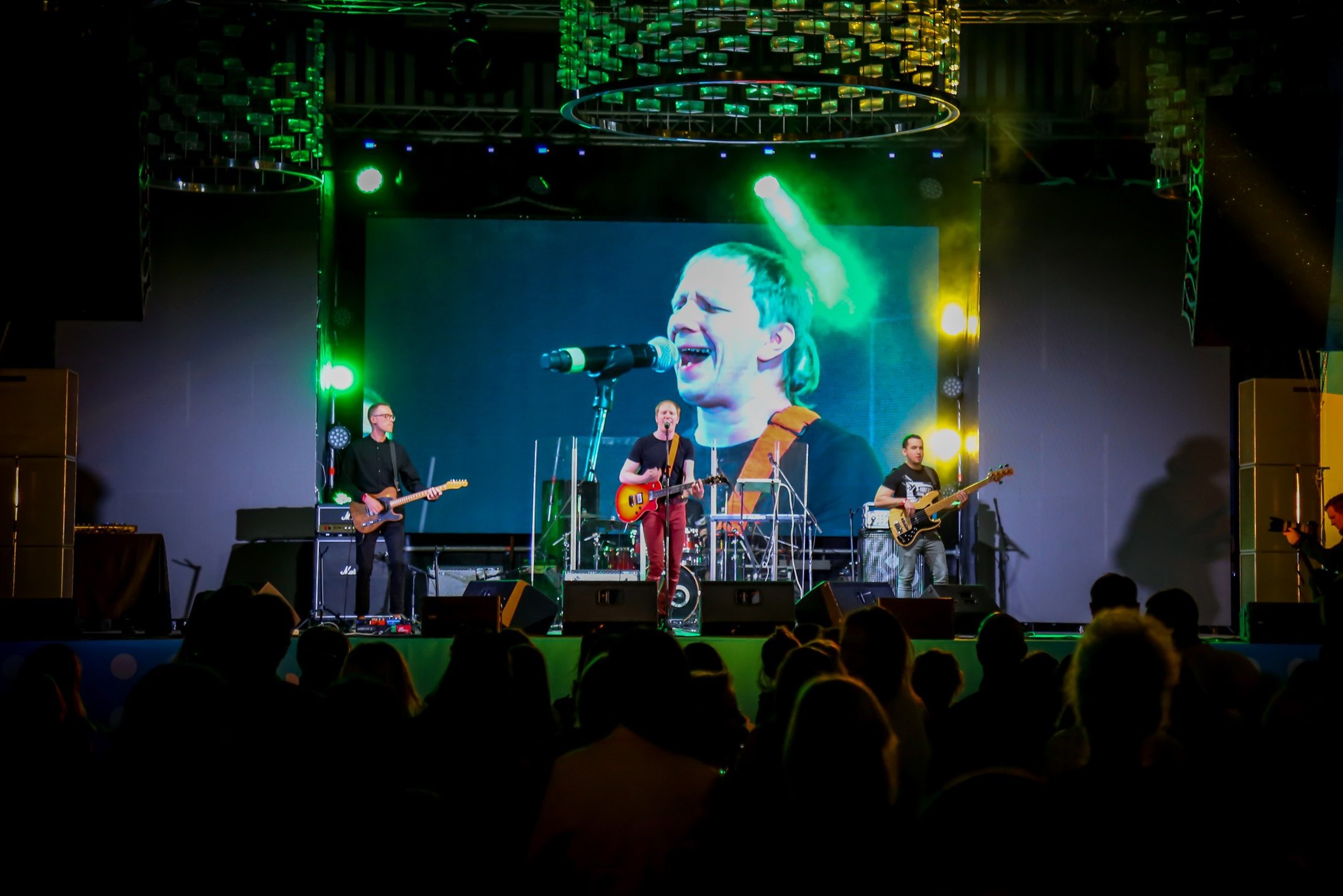 КРЫМСКИЕ КАНИКУЛЫ 