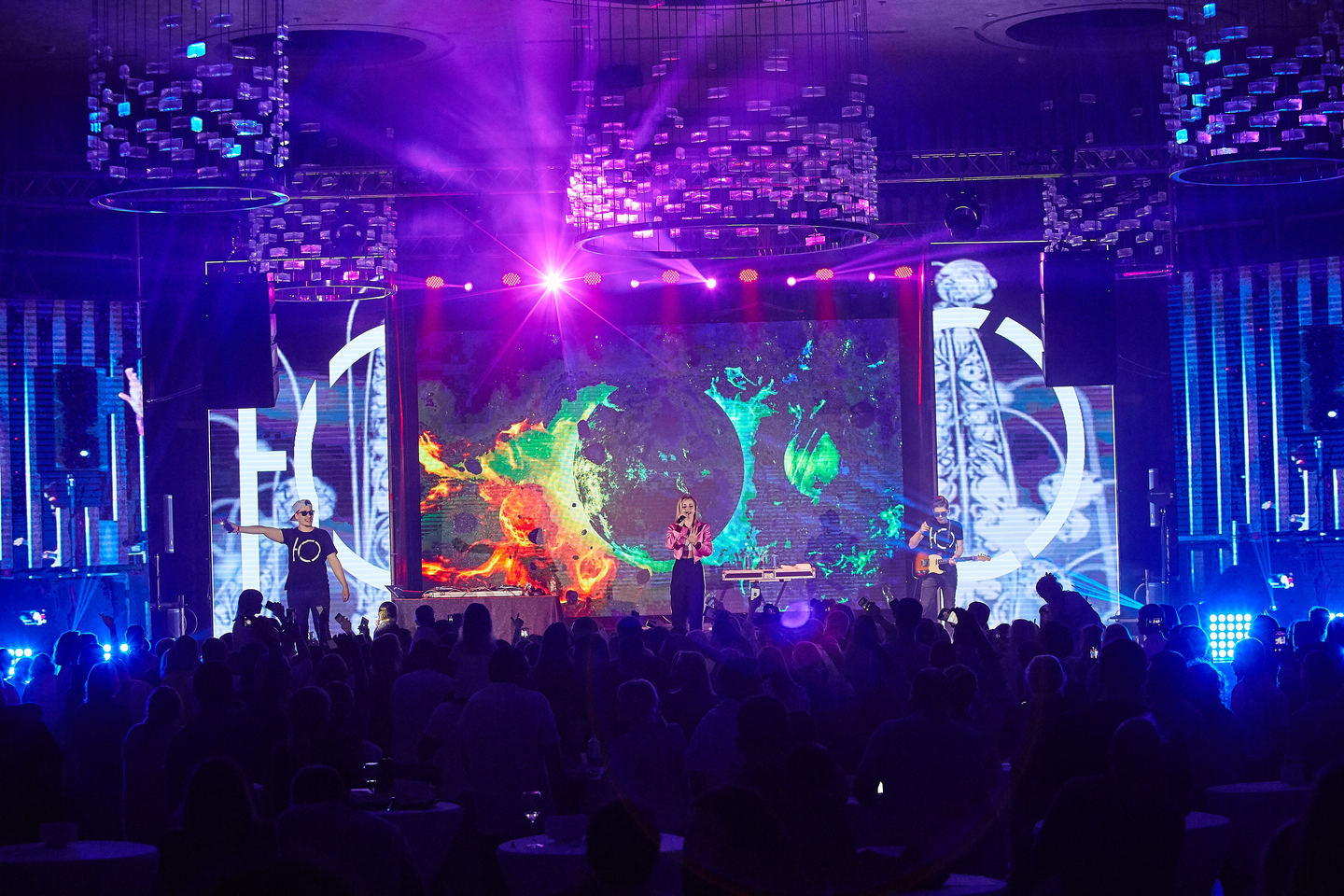 КРЫМСКИЕ КАНИКУЛЫ 