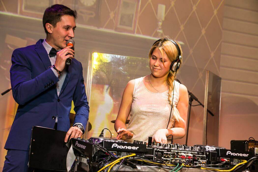 НОВЫЙ ГОД В КРУГУ СЕМЬИ