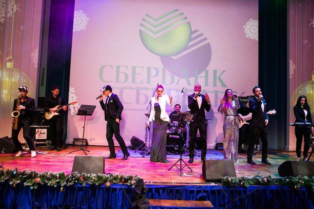 НОВЫЙ ГОД В КРУГУ СЕМЬИ