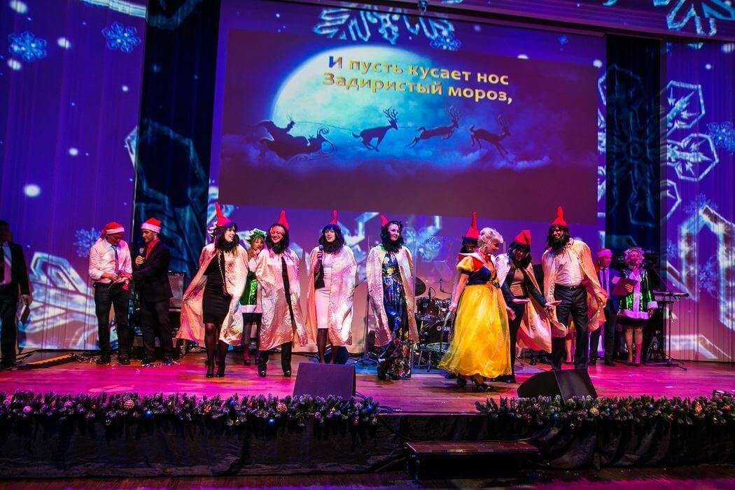 НОВЫЙ ГОД В КРУГУ СЕМЬИ