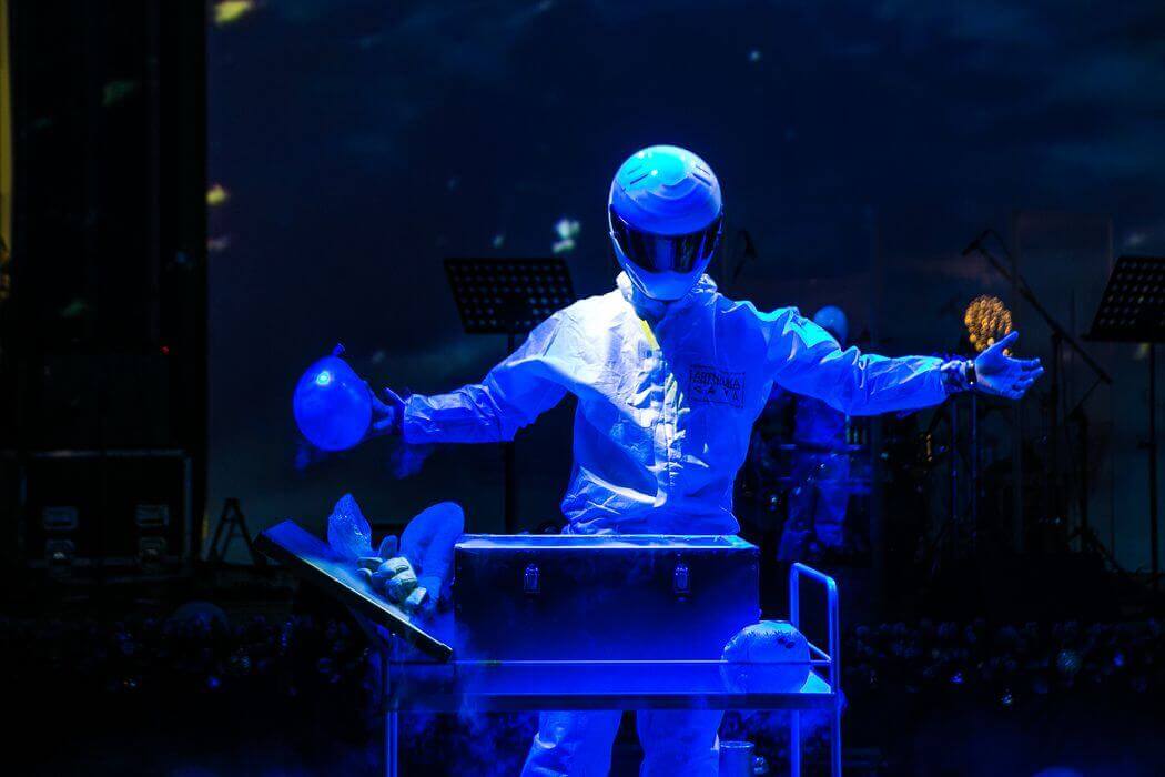 НОВЫЙ ГОД В КРУГУ СЕМЬИ