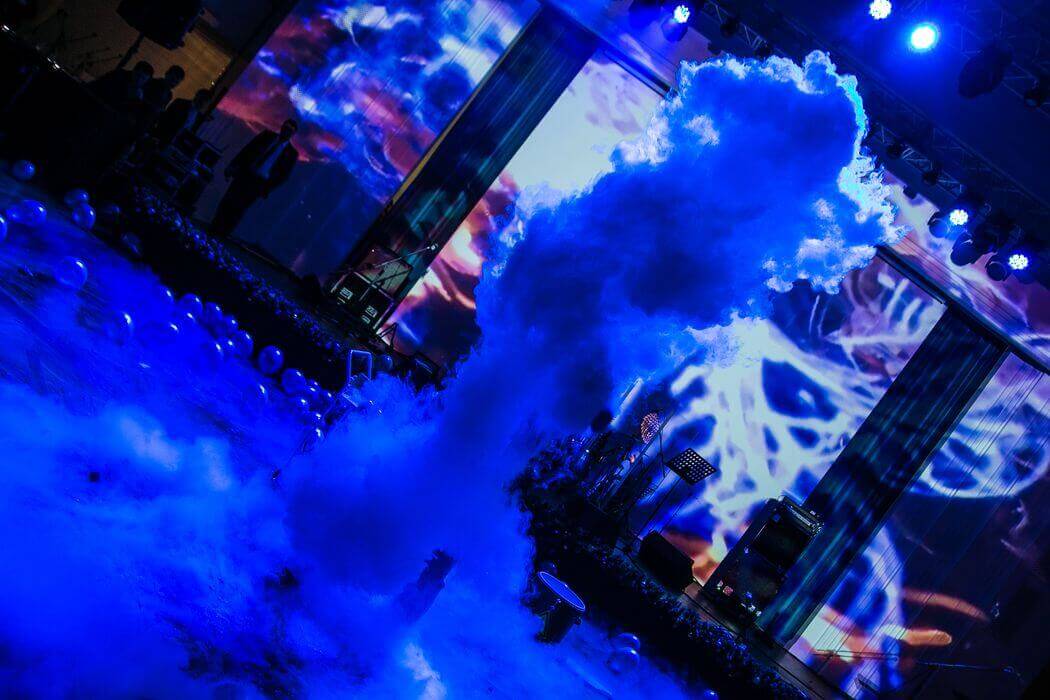 НОВЫЙ ГОД В КРУГУ СЕМЬИ